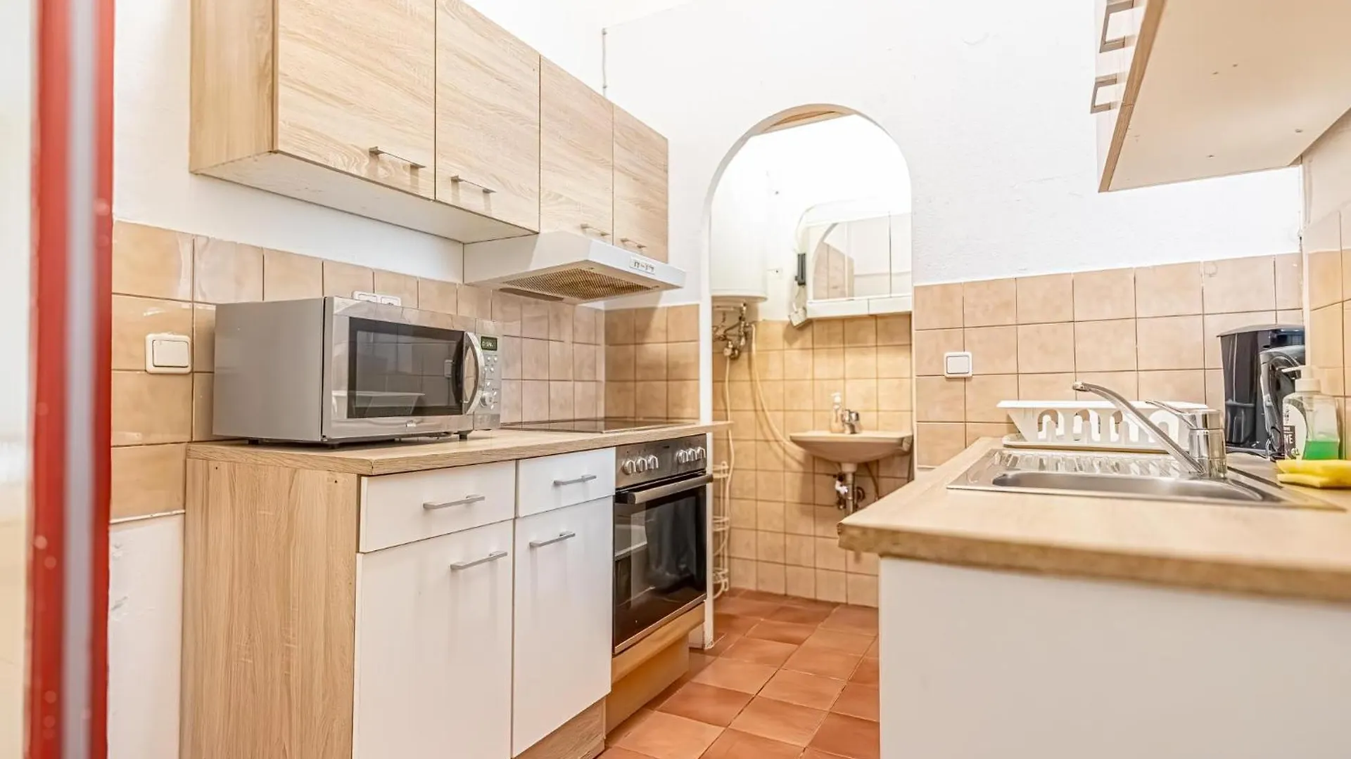 شقة Neighboring 2Br Apts Ideal For 8 People فيينا