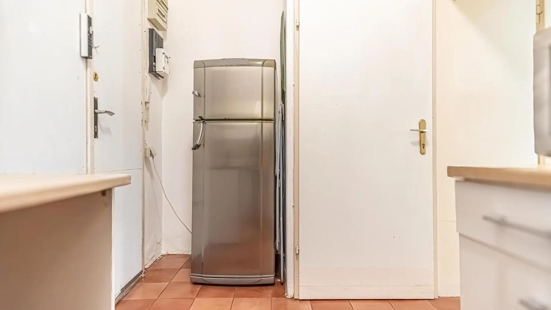 Neighboring 2Br Apts Ideal For 8 People فيينا النمسا